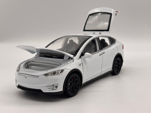 Automachetă Tesla Model X din Metal, cu Telecomandă, Fum pe Bază de Apă, Lumină și Sunet, Acumulator Inclus [3]