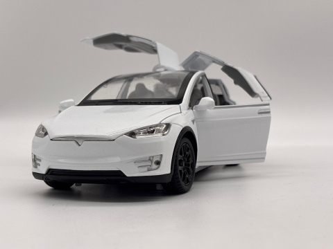 Automachetă Tesla Model X din Metal, cu Telecomandă, Fum pe Bază de Apă, Lumină și Sunet, Acumulator Inclus [4]