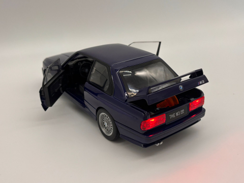 Automacheta BMW M3 E30 "Ursulet", din Metal, cu Sunete, Lumini, Elemente Mobile, 20 cm [8]