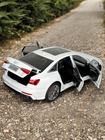 Macheta Audi A6L, 1:18, din Metal, cu Lumini si Sunete realistice de Motor si Alarma, cu Functie Pull-Back, cu Functie de Deschidere a Usilor - Alb [10]