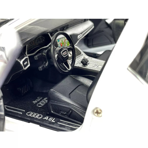 Macheta Audi A6L, 1:18, din Metal, cu Lumini si Sunete realistice de Motor si Alarma, cu Functie Pull-Back, cu Functie de Deschidere a Usilor - Alb [7]