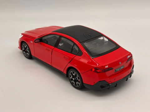 Macheta BMW i5 M60 din Metal – 20,5 cm, cu Sunete, Lumini, Funcție Pull-Back și Roți Direcționabile [19]