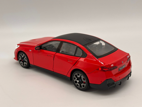 Macheta BMW i5 M60 din Metal – 20,5 cm, cu Sunete, Lumini, Funcție Pull-Back și Roți Direcționabile [20]