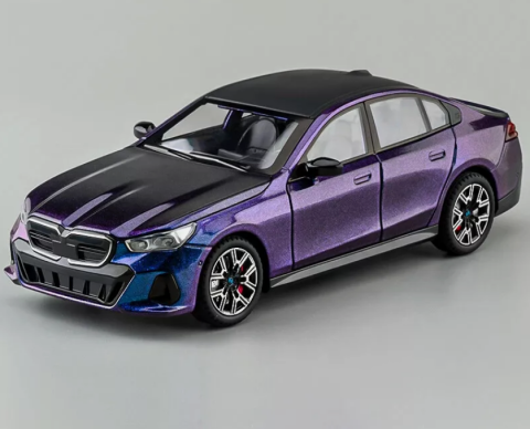 Automachete - Macheta BMW i5 M60 din Metal – 20,5 cm, cu Sunete, Lumini, Funcție Pull-Back și Roți Direcționabile