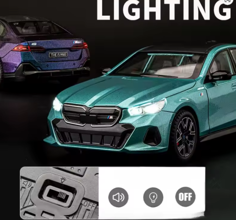 Macheta BMW i5 M60 din Metal – 20,5 cm, cu Sunete, Lumini, Funcție Pull-Back și Roți Direcționabile [1]