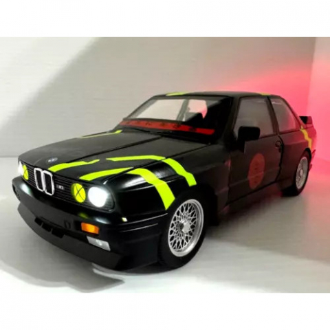 Macheta BMW M3 E30, din Metal cu Sunete, Lumini, Functie Pull-Back, Usi, Capota si Portbagaj Deschizatoare si Detalii Realistice [1]