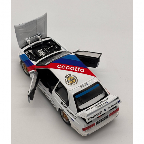 Macheta BMW M3 E30, din Metal cu Sunete, Lumini, Functie Pull-Back, Usi, Capota si Portbagaj Deschizatoare si Detalii Realistice [8]