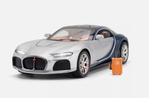 Jucării & Articole pentru Copii - Mașină din Metal Bugatti Atlantic 1:32,Uși Deschizătoare, Lumini și Sunete, Accesoriu Valize Detașabile, 15,5 cm