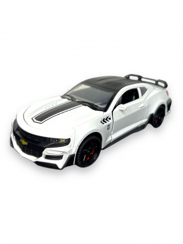 Macheta Chevrolet Camaro, din Metal, cu Lumini ( Faruri si Stopuri ) si Sunete realistice de Motor si Alarma, cu Functie Pull-Back, cu Functie de Deschidere a Usilor, Alb [3]