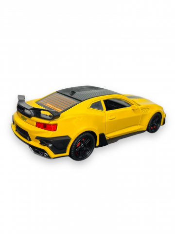 Macheta Chevrolet Camaro, din Metal, cu Lumini ( Faruri si Stopuri ) si Sunete realistice de Motor si Alarma, cu Functie Pull-Back, cu Functie de Deschidere a Usilor, Galben [1]