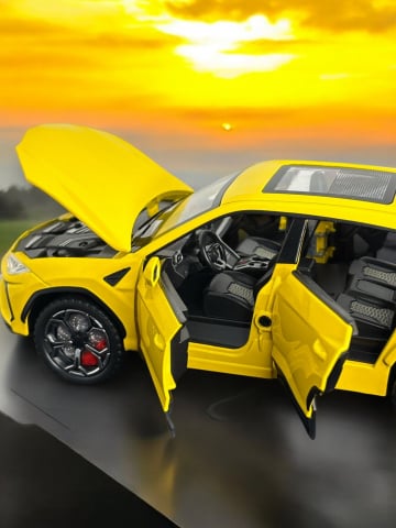 Macheta Lamborghini Urus, Fum pe Baza de Apa, din Metal, cu Lumini si Sunete realistice de Motor si Alarma, cu Functie Pull-Back, cu Functie de Deschidere a Usilor [14]