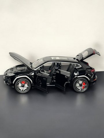 Macheta Lamborghini Urus, Fum pe Baza de Apa, din Metal, cu Lumini si Sunete realistice de Motor si Alarma, cu Functie Pull-Back, cu Functie de Deschidere a Usilor - Negru [8]