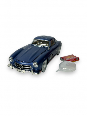 Macheta Mercedes-Benz 300 SL, Fum pe Baza de Apa, Sunete de Motor si Lumini, Functii de Deschidere Usi si Pull-Back, Albastru, 1:24 [5]