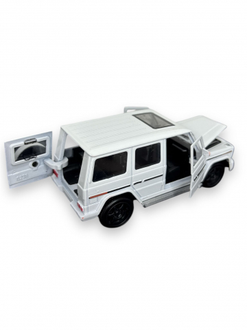 Macheta Mercedes-Benz G Class, din Metal, cu Lumini ( Faruri si Stopuri ) si Sunete realistice de Motor si Alarma, cu Functie Pull-Back, cu Functie de Deschidere a Usilor, Alb [3]