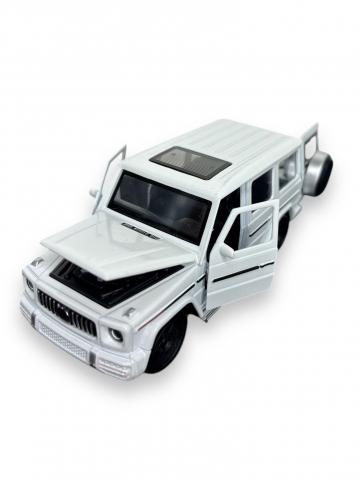 Macheta Mercedes-Benz G Class, din Metal, cu Lumini ( Faruri si Stopuri ) si Sunete realistice de Motor si Alarma, cu Functie Pull-Back, cu Functie de Deschidere a Usilor, Alb [6]