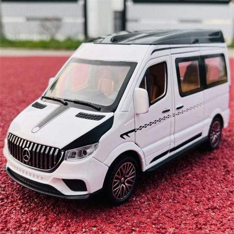 Macheta Mercedes Sprinter, din Metal, cu Lumini si Sunete realistice de Motor si Alarma, cu Functie Pull-Back, cu Functie de Deschidere a Usilor - Alb [11]