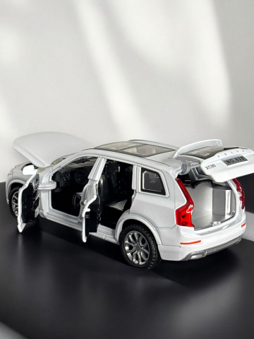 Macheta Volvo XC90, din Metal, cu Lumini si Sunete realistice de Motor si Alarma, cu Functie Pull-Back, cu Functie de Deschidere a Usilor - Alb [13]