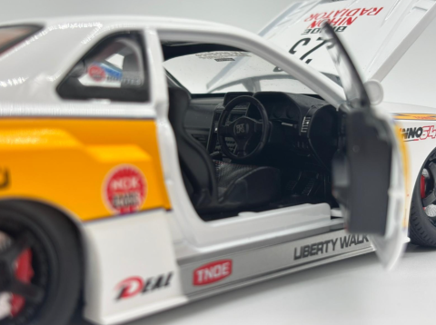 Masina din Metal Nissan Skyline GT-R R34 1:24 Fast & Furious, 20 cm, Se Deschide Complet, Lumini si Sunete, Claxon Realist [5]