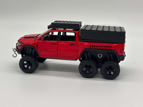 Mașină din Metal RAM Hennessey 1:24, Model Off-Road cu Pullback, Lumini și Sunete, Uși Deschizătoare, Accesorii Detașabile, 19 cm [10]