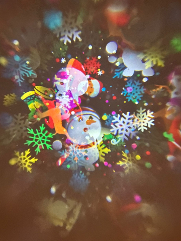 Mini Proiector LED Portabil de Crăciun, 10 cm, Reîncărcabil USB, Cu 16 Modele Dinamice – Fulgii, Moș Crăciun, Oameni de Zăpadă, Decor Festiv Interior [8]