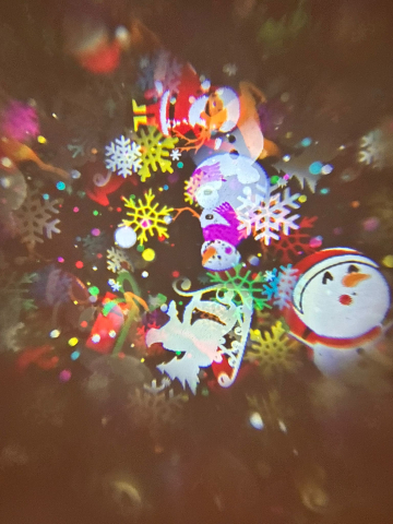 Mini Proiector LED Portabil de Crăciun, 10 cm, Reîncărcabil USB, Cu 16 Modele Dinamice – Fulgii, Moș Crăciun, Oameni de Zăpadă, Decor Festiv Interior [7]