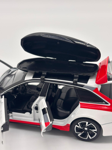 Automachetă Audi RS6 din Metal, 15 cm, Funcție Pull-Back, Uși, Capotă și Portbagaj Deschizătoare, Lumină și Sunet [5]