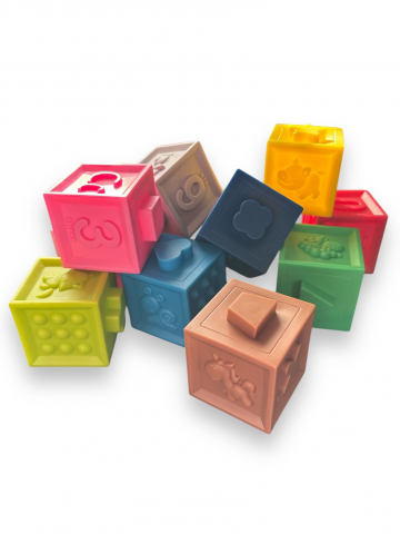 Set 12 Cuburi Moi din Silicon pentru Bebelusi, cu Numere si Semne Matematice, iStan, Multicolor [3]