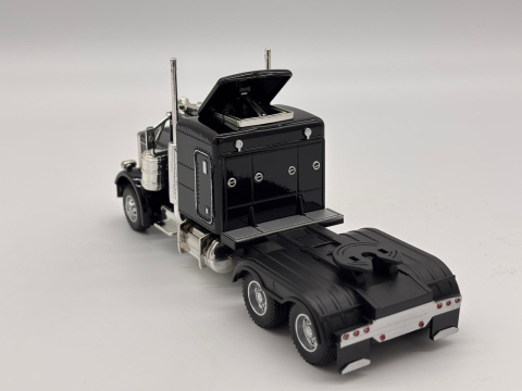 Automachetă TIR American, 16.5 cm, Funcție Pull-Back, Lumină și Sunet Realist de Claxon [1]