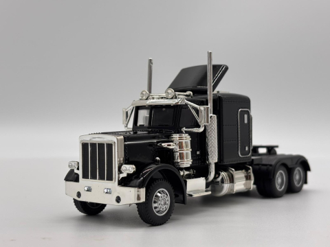 Automachete - Automachetă TIR American, 16.5 cm, Funcție Pull-Back, Lumină și Sunet Realist de Claxon