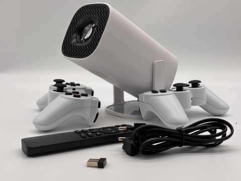 Videoproiector Smart Portabil P30 MAX, Android TV, 7000 Lumeni, 450 ANSI, Suport 4K, Wi-Fi 5G, Bluetooth, Auto Corecție, Difuzor, 10000 Jocuri Retro [15]