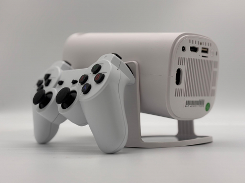 Videoproiector Smart Portabil P30 MAX, Android TV, 7000 Lumeni, 450 ANSI, Suport 4K, Wi-Fi 5G, Bluetooth, Auto Corecție, Difuzor, 10000 Jocuri Retro [17]