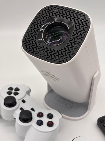 Videoproiector Smart Portabil P30 MAX, Android TV, 7000 Lumeni, 450 ANSI, Suport 4K, Wi-Fi 5G, Bluetooth, Auto Corecție, Difuzor, 10000 Jocuri Retro [20]