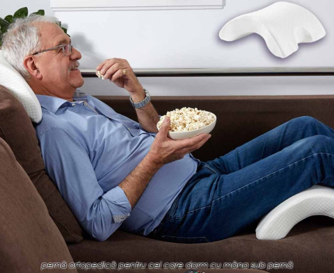 Pernă ortopedică din spumă cu memorie, special concepută pentru persoanele care dorm cu mâna sub pernă. [8]