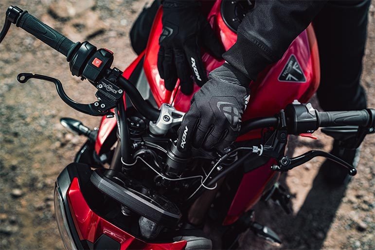 Mănuși moto Ixon MIG 2 WP MS, bărbați, textil/piele, roadster - negru/alb; degete tactile; impermeabile [4]