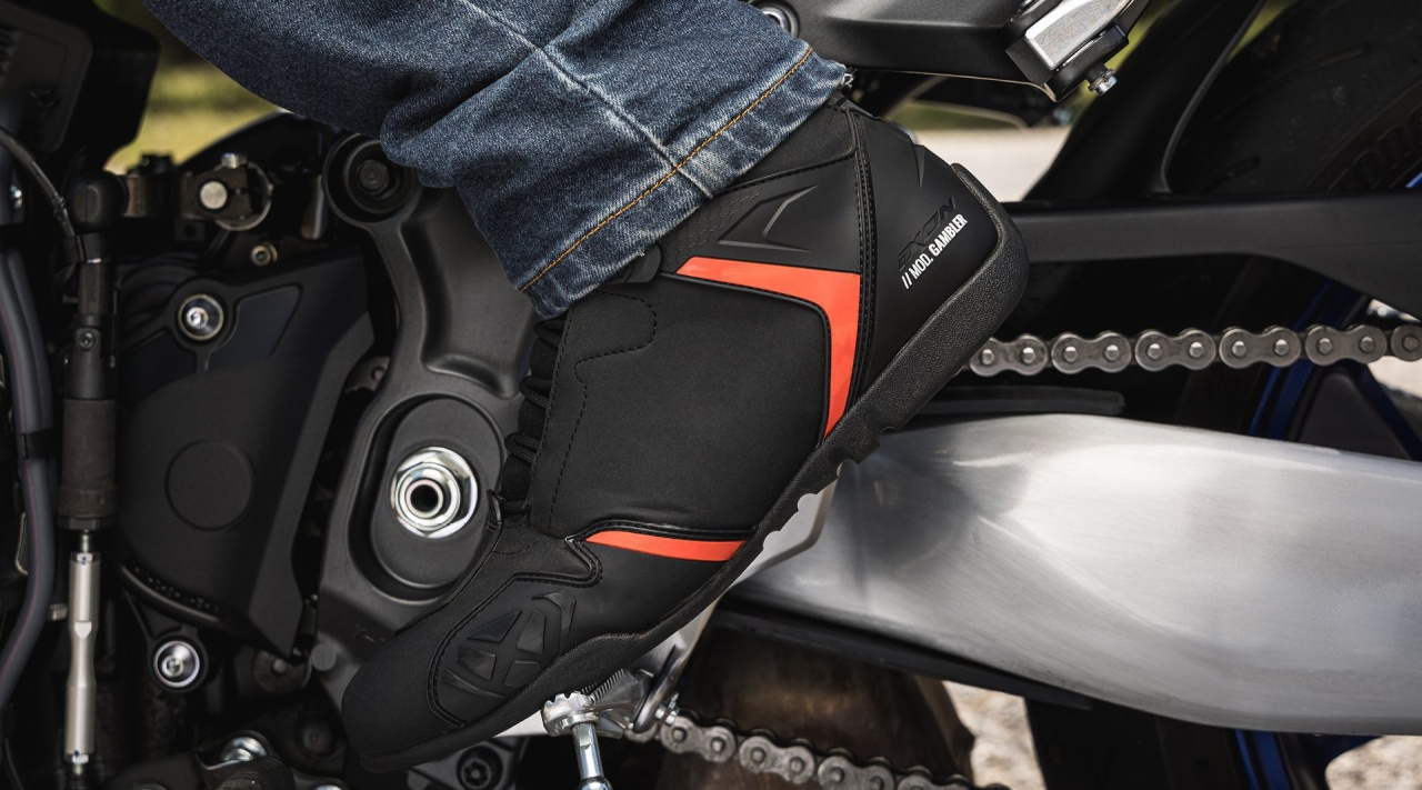 Ghete moto Ixon Gambler WP MS, bărbați, roadster, all-season - negru/roșu impermeabile [2]