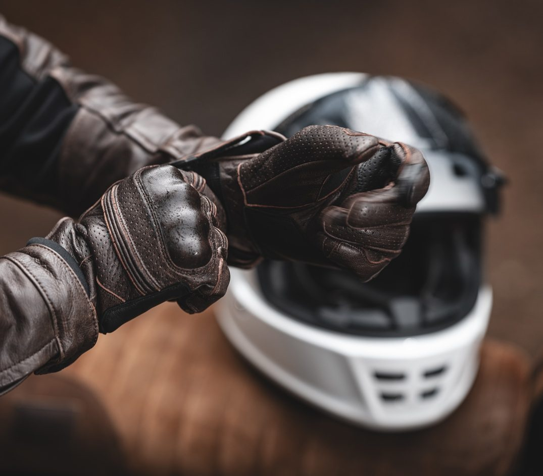 Mănuși moto bărbați Urban vară Seventy Degrees SD-C20 Rebel maro - degete tactile [3]