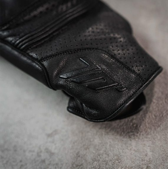 Mănuși moto bărbați Urban vară Seventy Degrees SD-C20 Rebel negru - degete tactile [2]