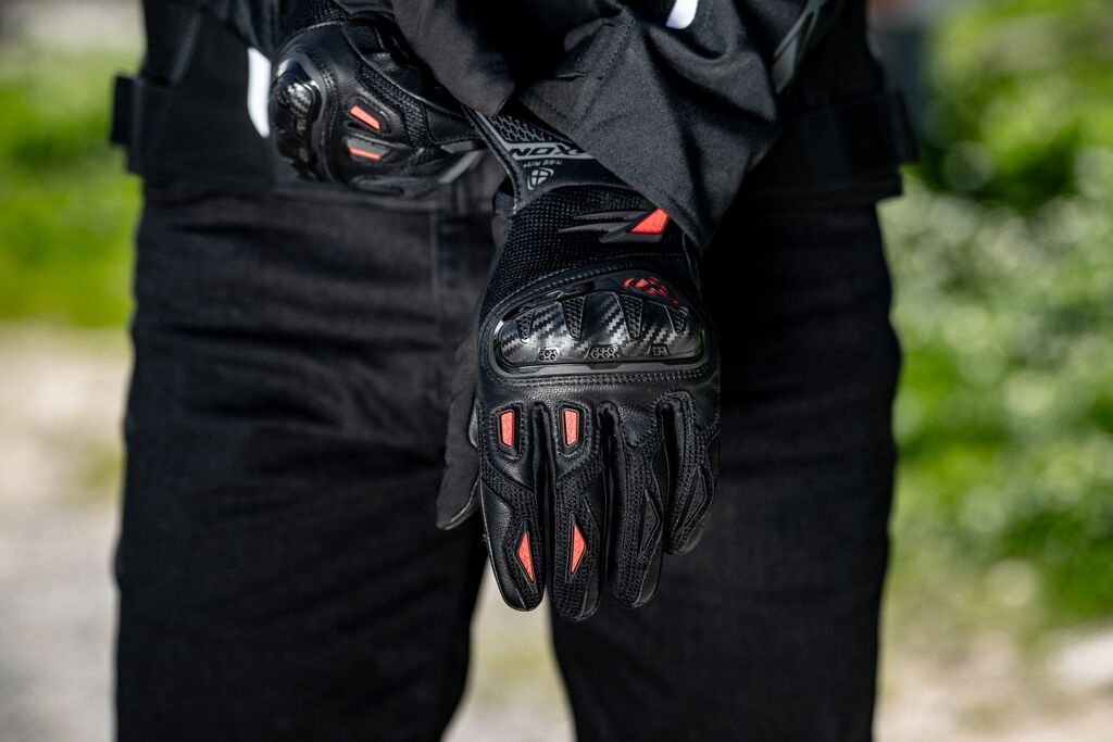 Mănuși moto Ixon Rise Air 2 MS, bărbați, piele/textil, roadster, vară - negru/roșu; degete tactile [3]