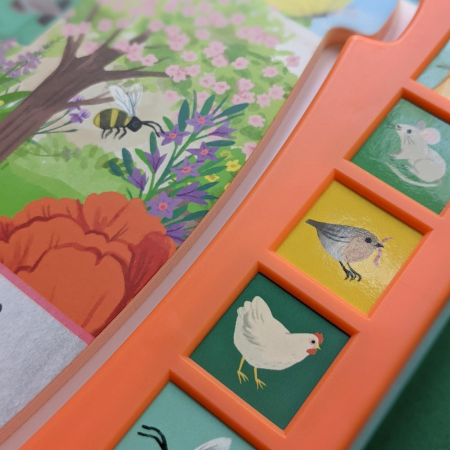 Carte cu sunete. The Noisy Garden. Lets Explore [1]