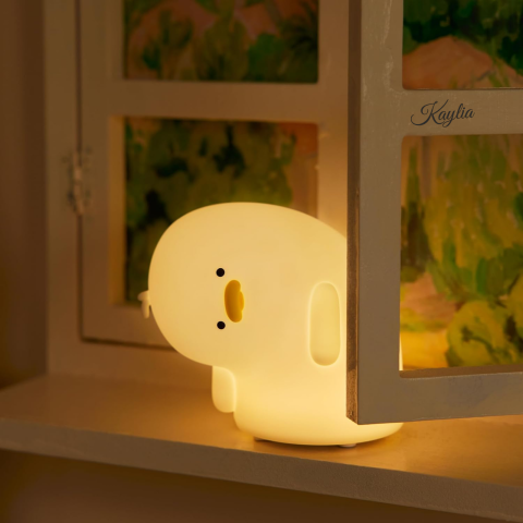 lampa-de-veghe-squishy-kaylia-why-duck-3-moduri-de-iluminare-autonomie-6-ore-silicon-moale-control-intensitate-prin-atingere-reincarcabila-alb [1]