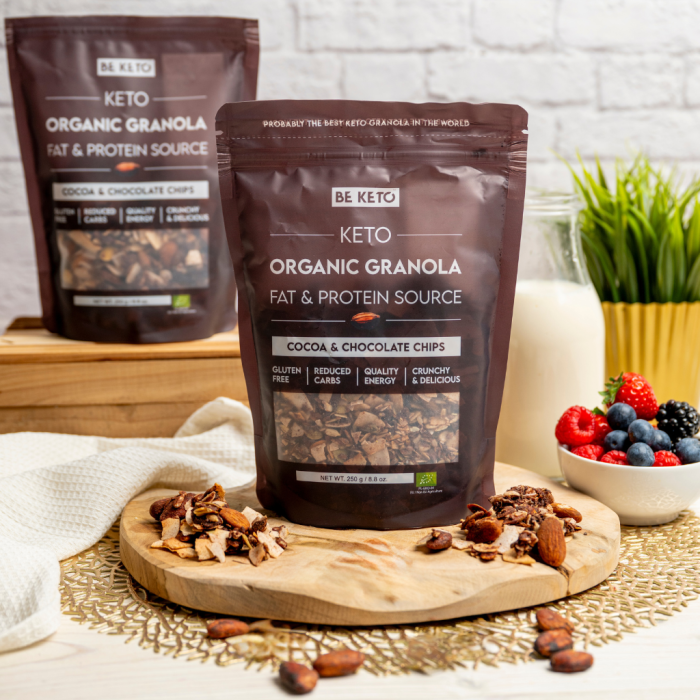 Keto Bio Granola - Cacao si Fulgi de Ciocolata 250g [2]