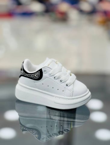 Incaltaminte - Adidasi MQ