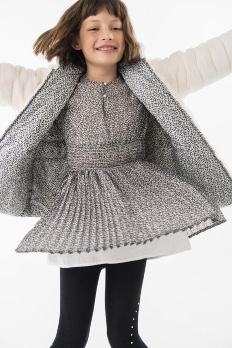 Rochie fete 4-16 ani, chifon, plisata, imprimeu flori negre, brand Boboli [1]