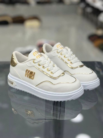 Incaltaminte - Adidasi MIU