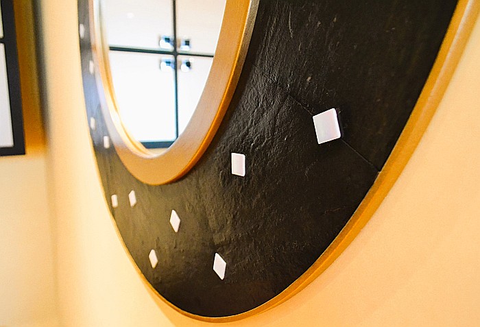 Oglinda decorativa de lux, de perete, rotunda 90cm, din MDF placat, Kingaroma, Ardezie Black [7]