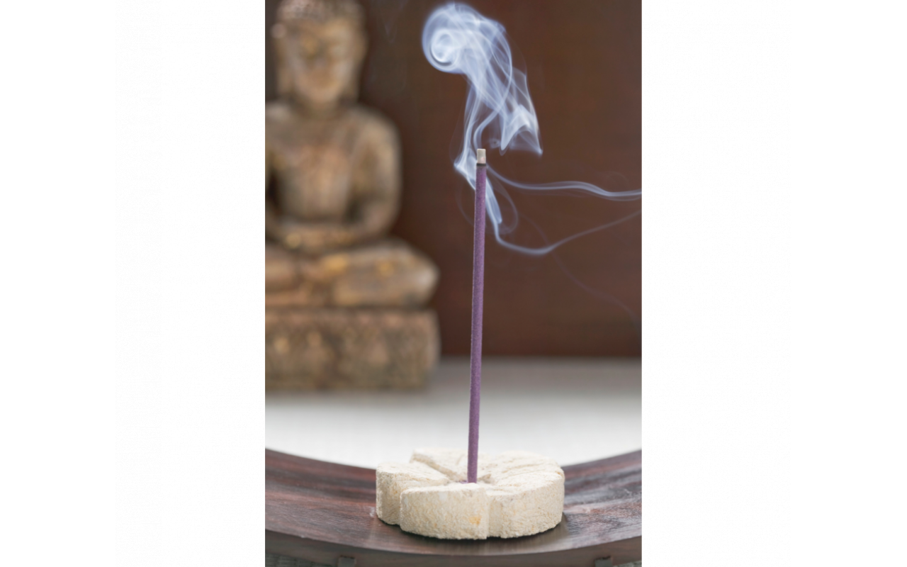 Bețișoare parfumate: instrucțiuni de utilizare pentru o relaxare completă