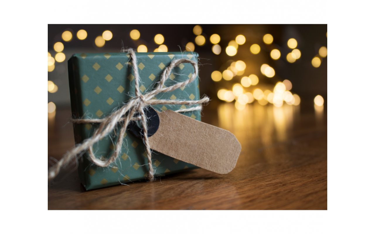 Cutie cadou: surprinde pe cineva drag simplu și rapid!