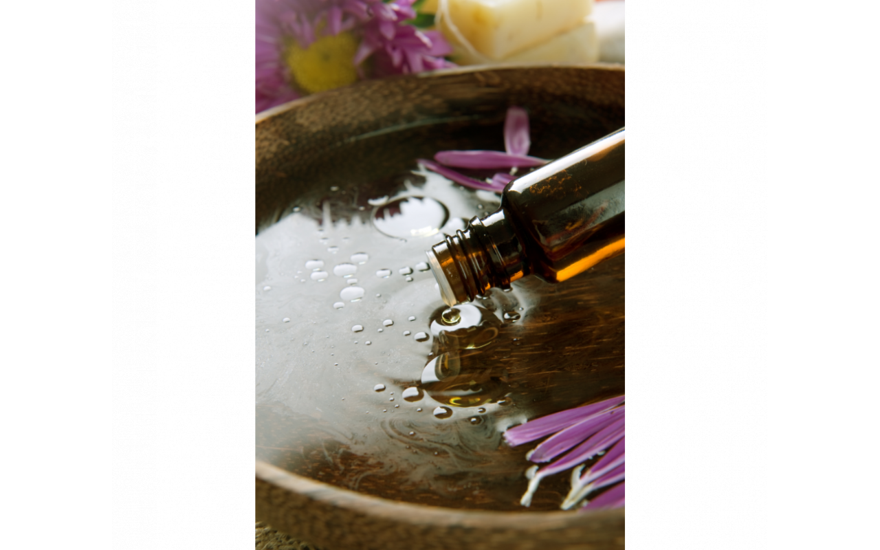 Ulei aromaterapie: 5 semne că este unul calitativ