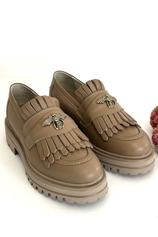 Eleganța care te însoțește zilnic