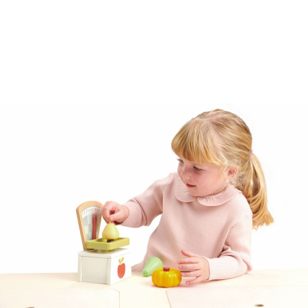 Cântar din lemn pentru copii Tender Leaf Toys – Market Scales [2]